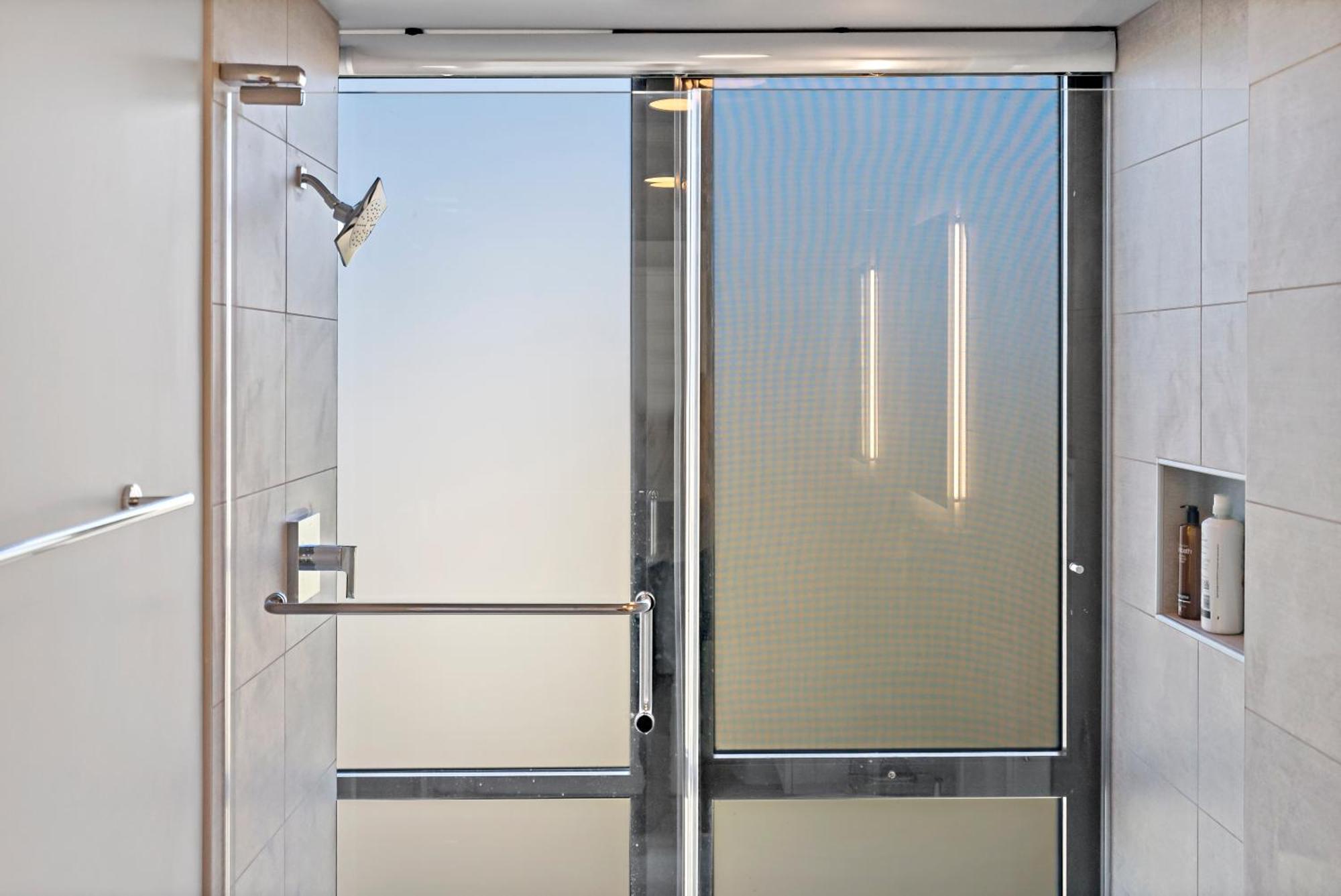 Pure Voyage Shaw Aparthotel Washington Buitenkant foto